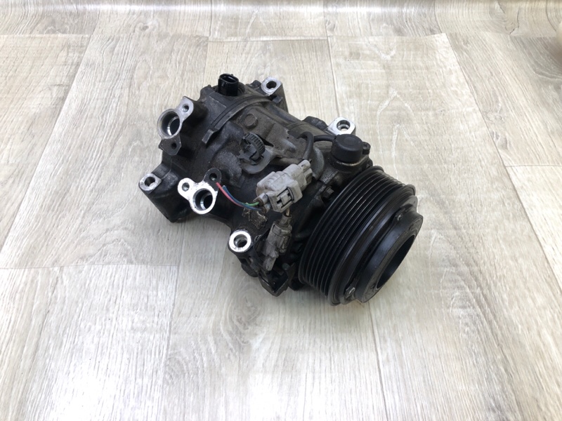 Компрессор кондиционера TOYOTA CAMRY 40 06-11 2007 3.5 2GR-FE 88320-33200 Б/У