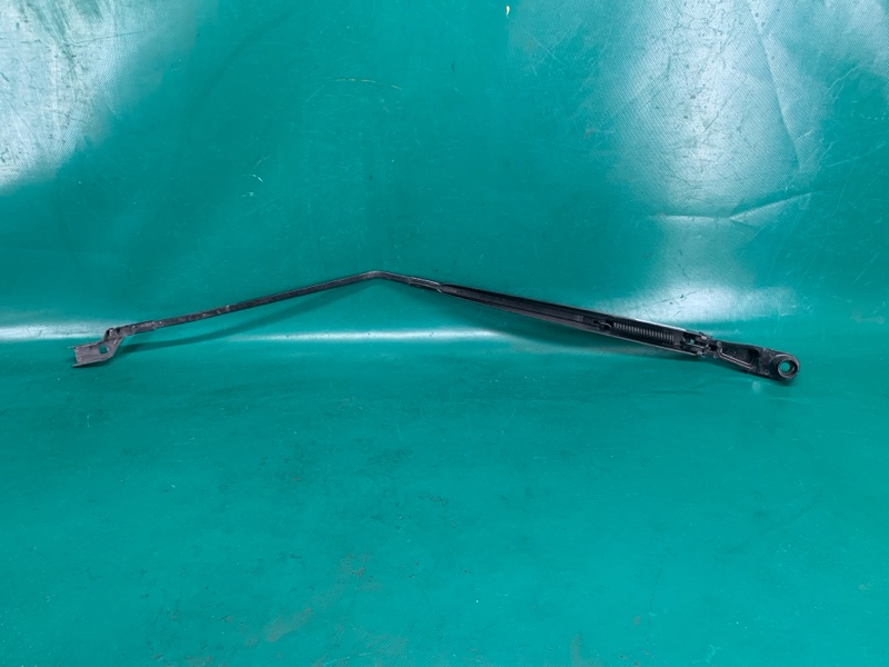 Поводок стеклоочистителя передний правый TRAX 16-22 2018 LUV 1.4 TURBO Поводок стеклоочистителя передний правый TRAX 16-22 2018 LUV 1.4 TURBO
