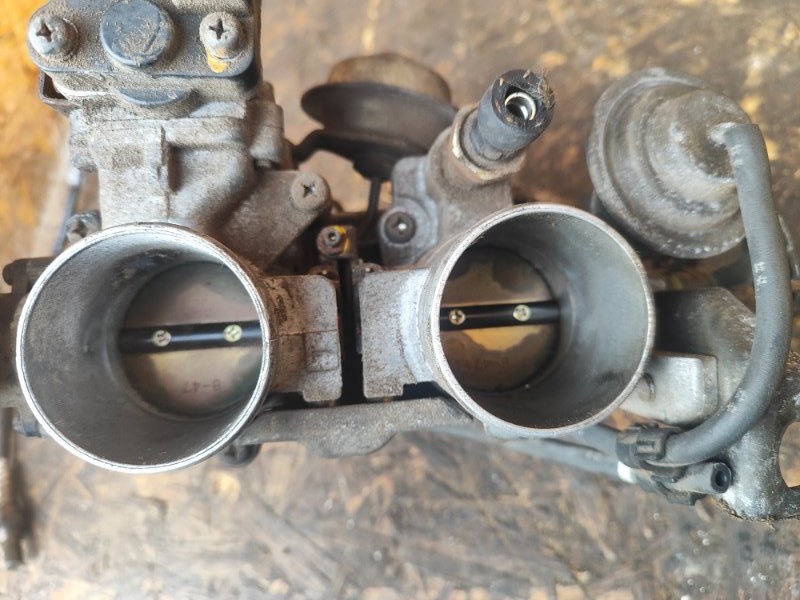 Дроссельная заслонка RX300 98-03