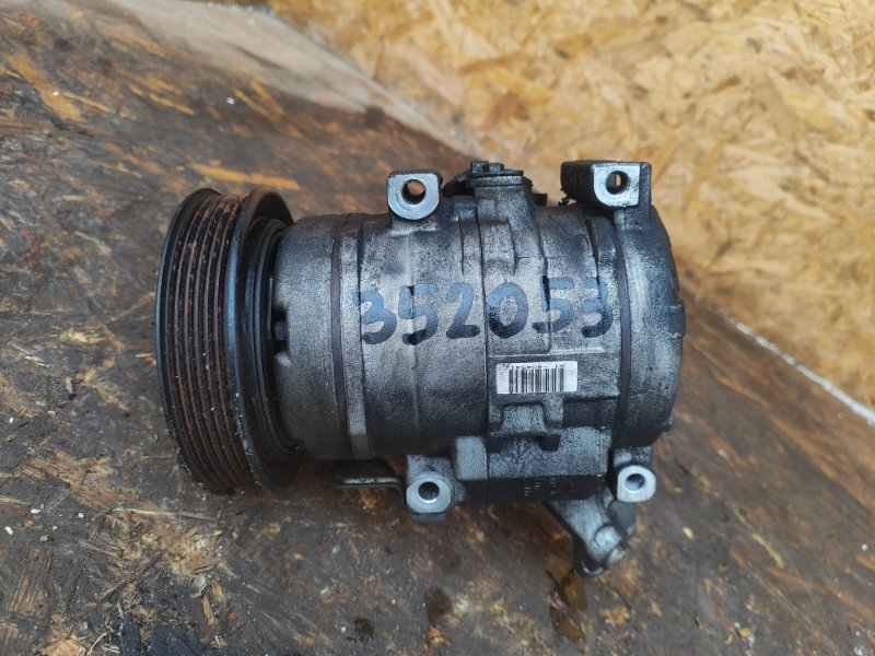 Компрессор кондиционера LEXUS RX300 98-03 88320-48060 Б/У