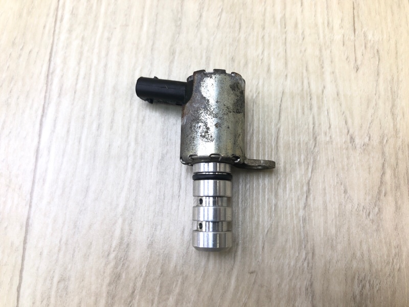 Клапан изменения фаз ГРМ VOLKSWAGEN TIGUAN 16-23 2018 DGUA 2.0 06K 115 243 L Б/У