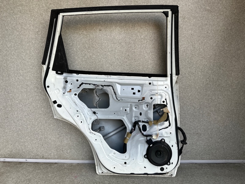 Дверь задняя левая X-TRAIL/ROGUE T32 13-20