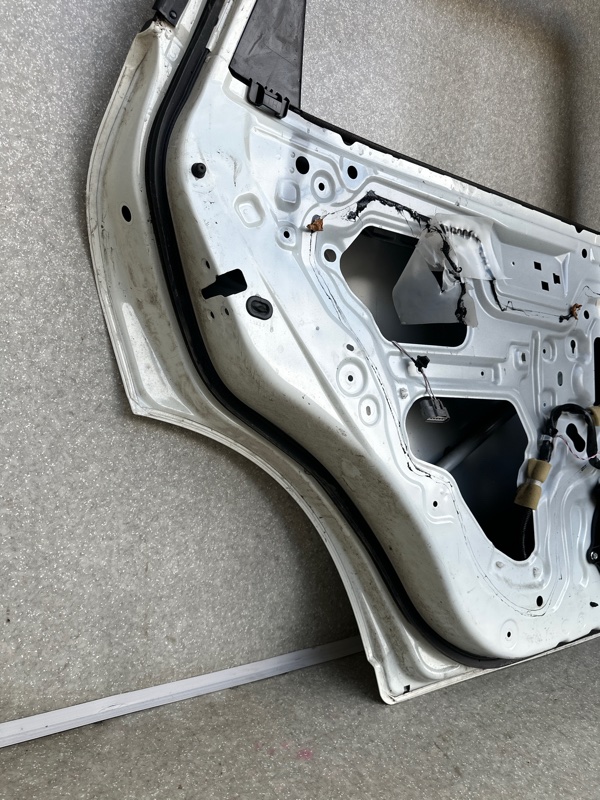 Дверь задняя левая X-TRAIL/ROGUE T32 13-20