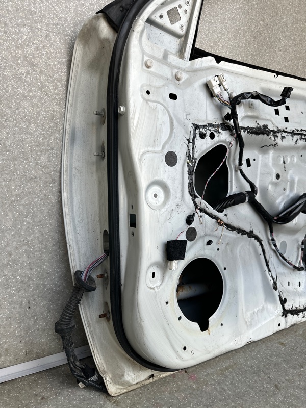 Дверь передняя правая X-TRAIL/ROGUE T32 13-20