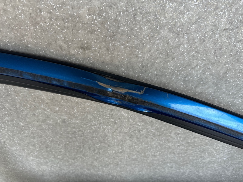 Дверь передняя правая PRIUS C/AQUA 11-14