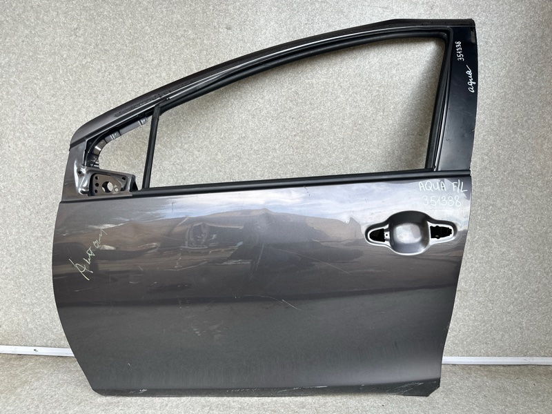 Дверь передняя левая TOYOTA PRIUS C/AQUA 11-14 67002-52540 Б/У