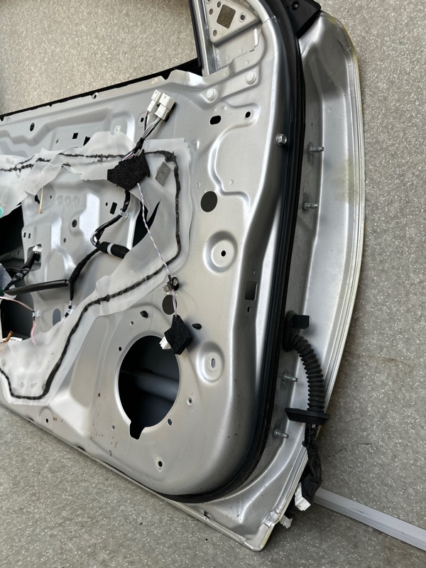 Дверь передняя левая X-TRAIL/ROGUE T32 13-20