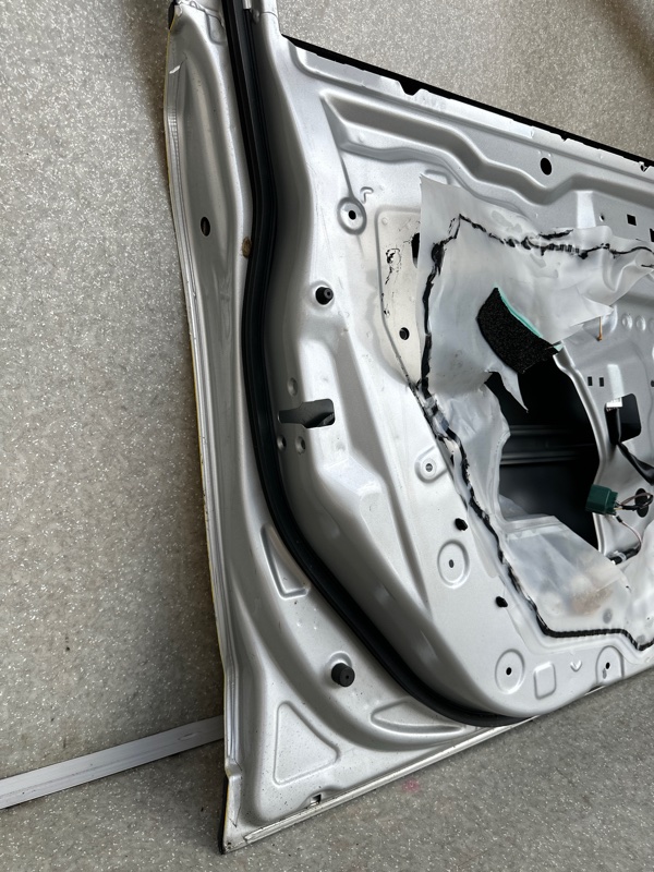 Дверь передняя левая X-TRAIL/ROGUE T32 13-20