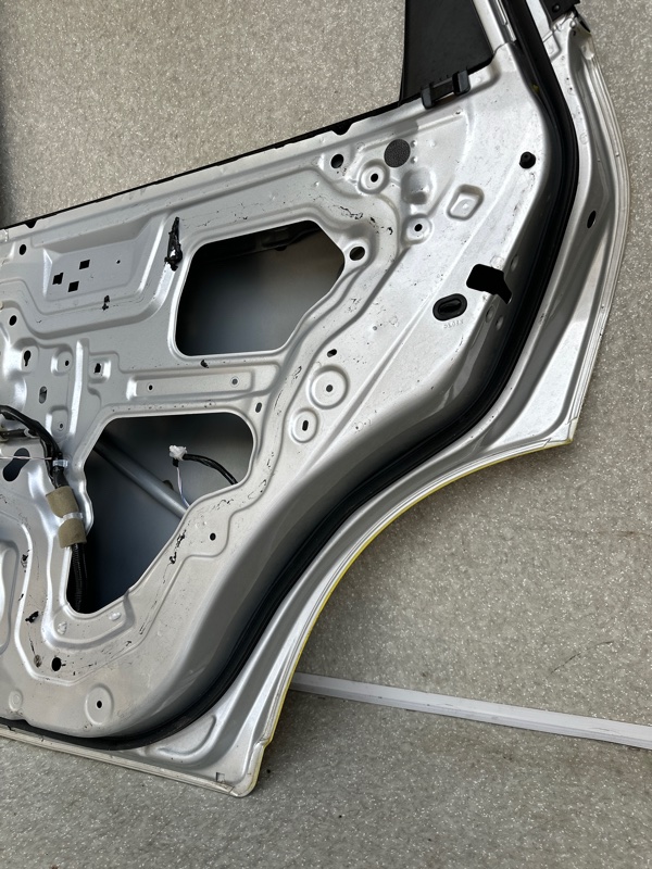 Дверь задняя правая X-TRAIL/ROGUE T32 13-20