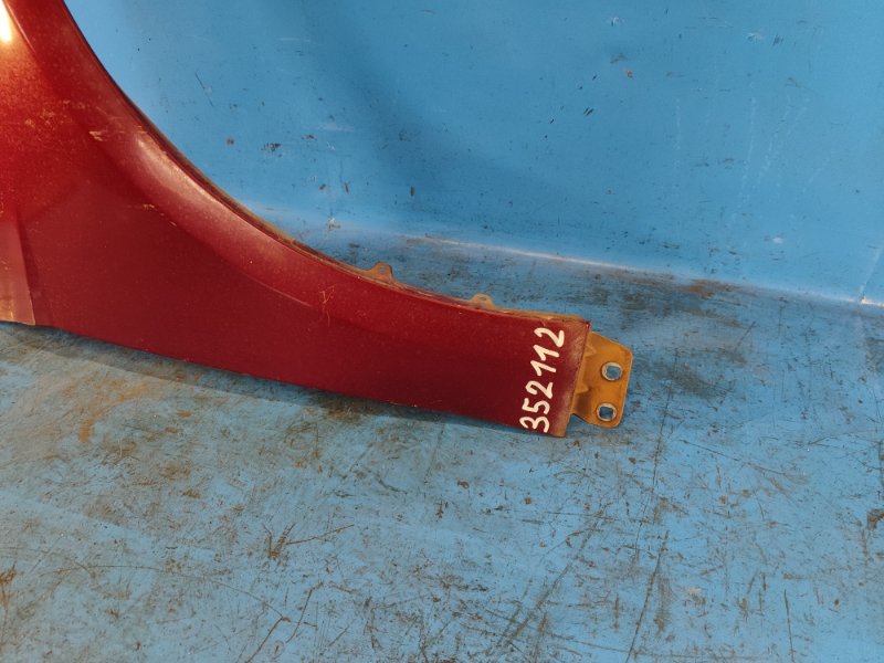 Крыло переднее правое FOCUS 10-18 2013 2.0 C20HDEX