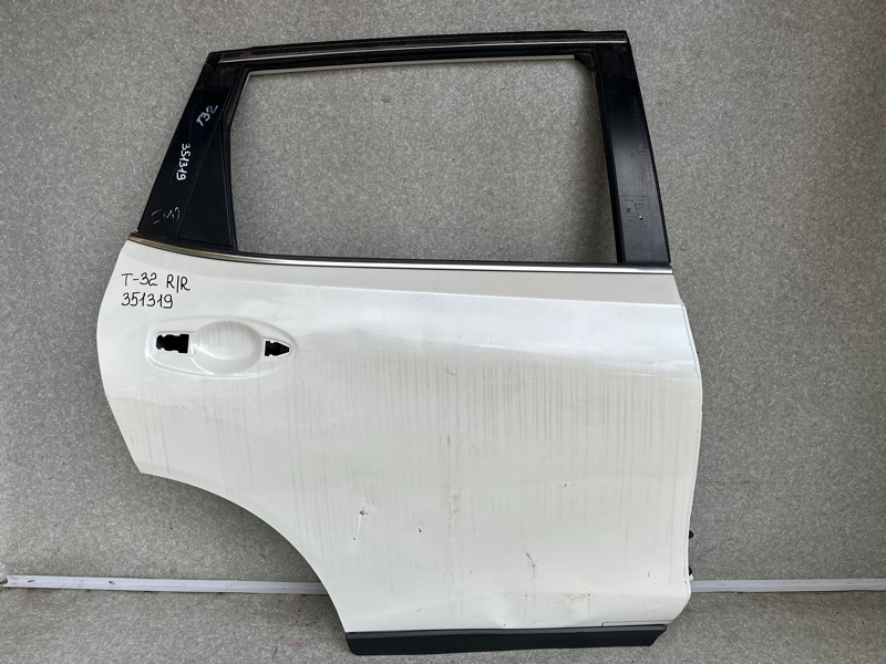 Дверь задняя правая NISSAN X-TRAIL/ROGUE T32 13-20 82100-4BA0A Б/У