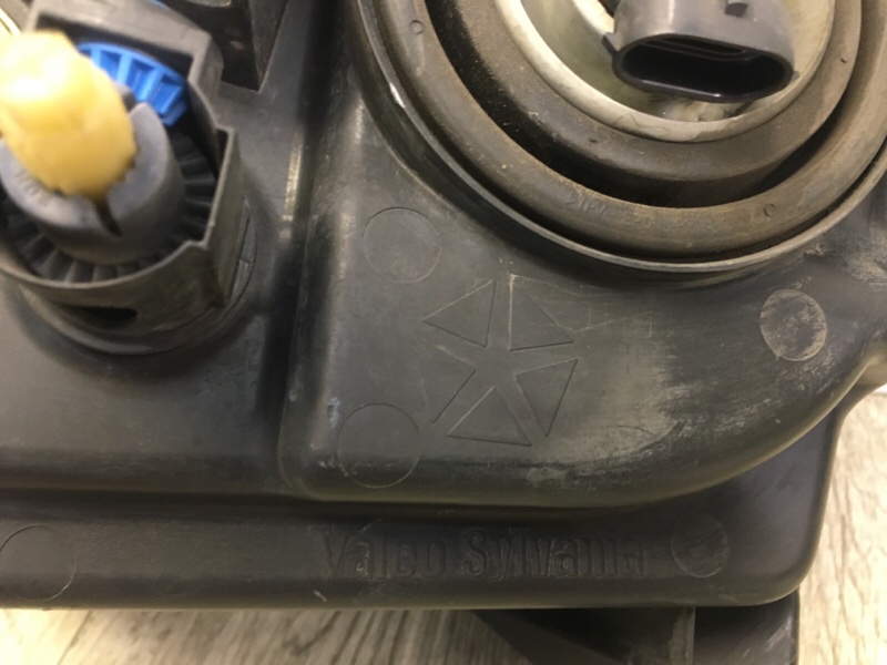 Фара правая COMPASS 06-16 2014 2.0 ECN Фара правая COMPASS 06-16 2014 2.0 ECN