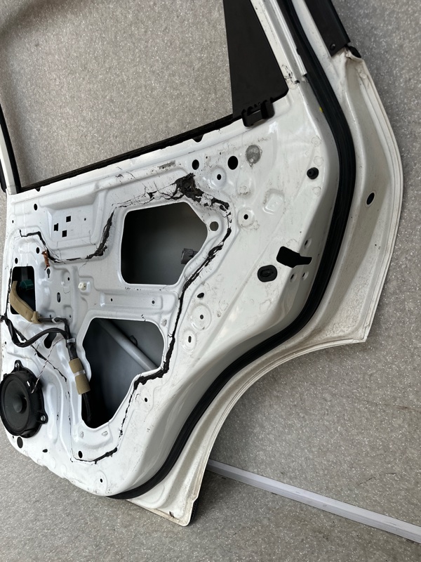 Дверь задняя правая X-TRAIL/ROGUE T32 13-20