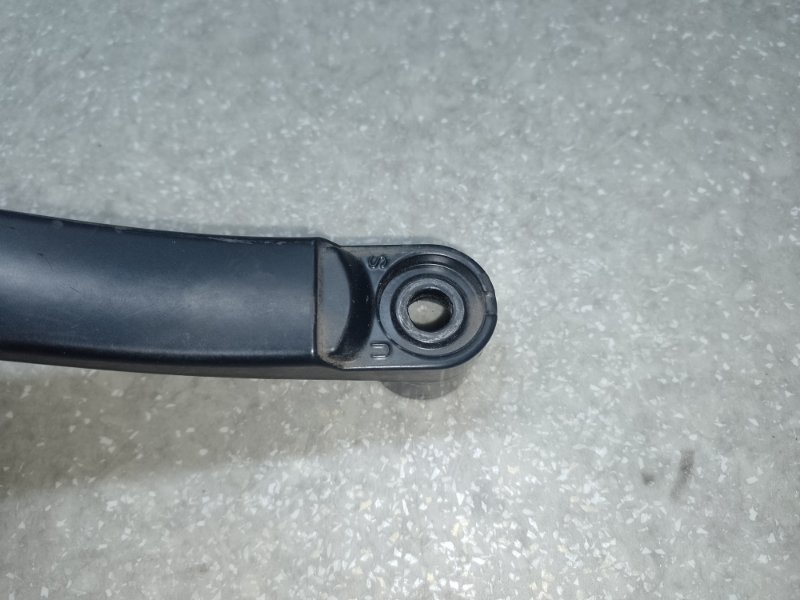 Поводок стеклоочистителя передний левый NISSAN X-TRAIL/ROGUE T32 13-20 2.5 QR25DE