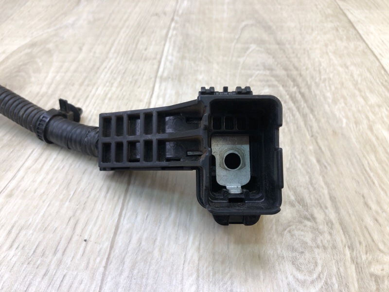 Клемма аккумулятора KIA SOUL PS 13-19 ELECTRIC