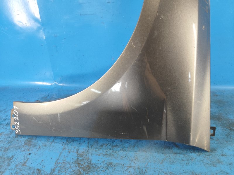 Крыло переднее левое FORD FOCUS 10-18