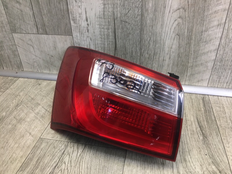 Фонарь наружный левый KIA RIO UB 2011-2017 1.6 G4FD