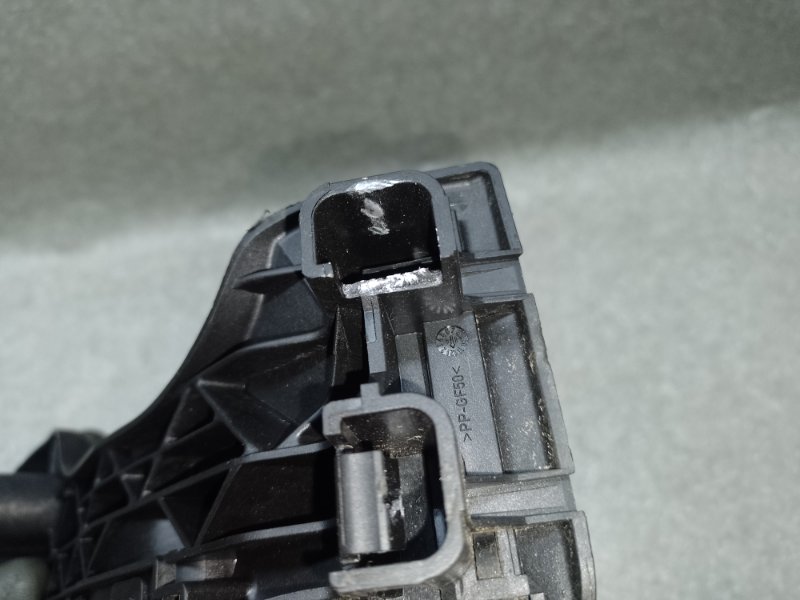 Педаль газа PASSAT B7 11-15 2012 CBTA 2.5L