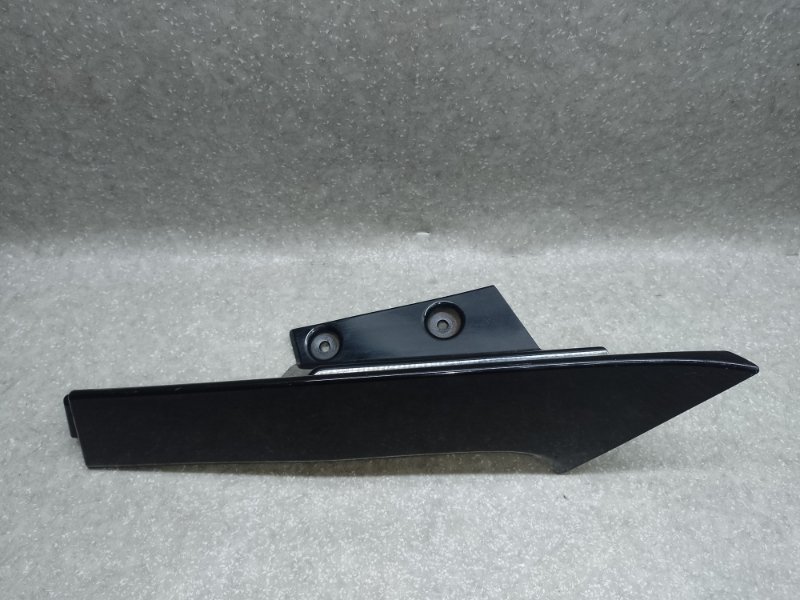 Спойлер крышки багажника левый X-TRAIL/ROGUE T32 13-20 2016 2.5 QR25DE