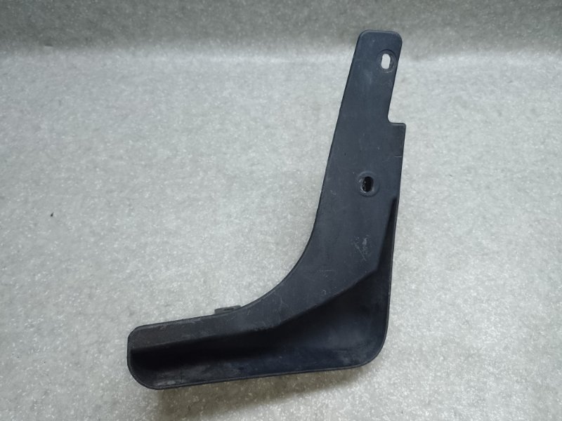 Брызговик задний левый X-TRAIL/ROGUE T32 13-20 2016 2.5 QR25DE