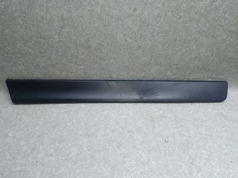 Накладка двери задняя левая NISSAN X-TRAIL/ROGUE T32 13-20 2016 2.5 QR25DE 82877-4BA0A Б/У