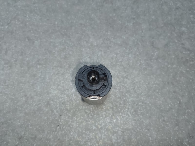 Моторчик регулировки сиденья X-TRAIL/ROGUE T32 13-20 2016 2.5 QR25DE