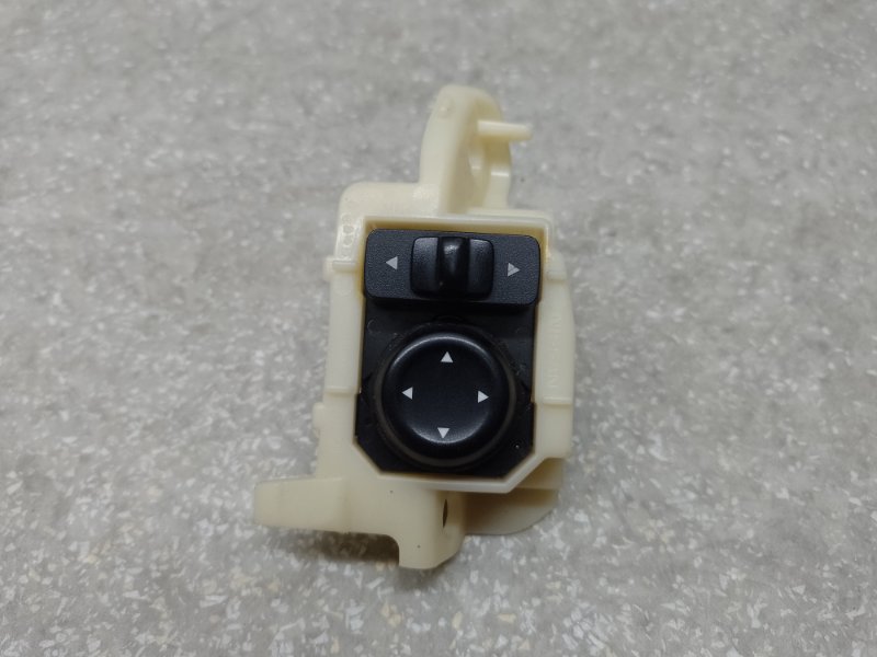 Блок управления зеркалами NISSAN X-TRAIL/ROGUE T32 13-20 2016 2.5 QR25DE 25570-3TB1A Б/У