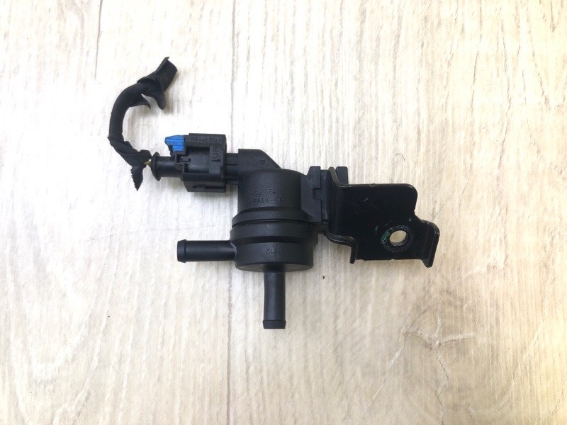 Клапан абсорбера HYUNDAI ACCENT RB 10- 2011 ХЭТЧБЭК 1.6 G4FD 28910-3C200 Б/У