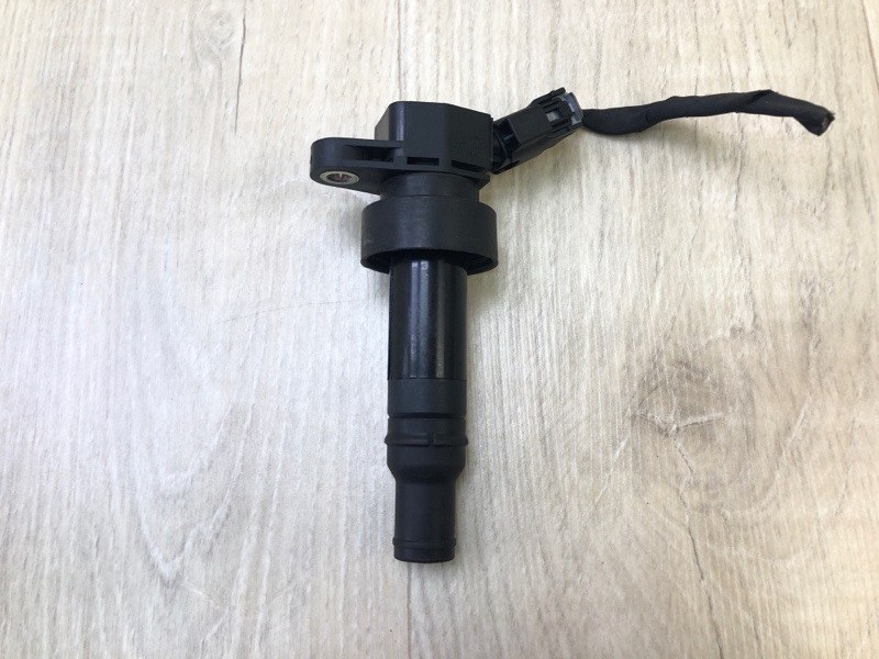 Катушка зажигания HYUNDAI ACCENT RB 10- 2011 ХЭТЧБЭК 1.6 G4FD 27301-2B100 Б/У