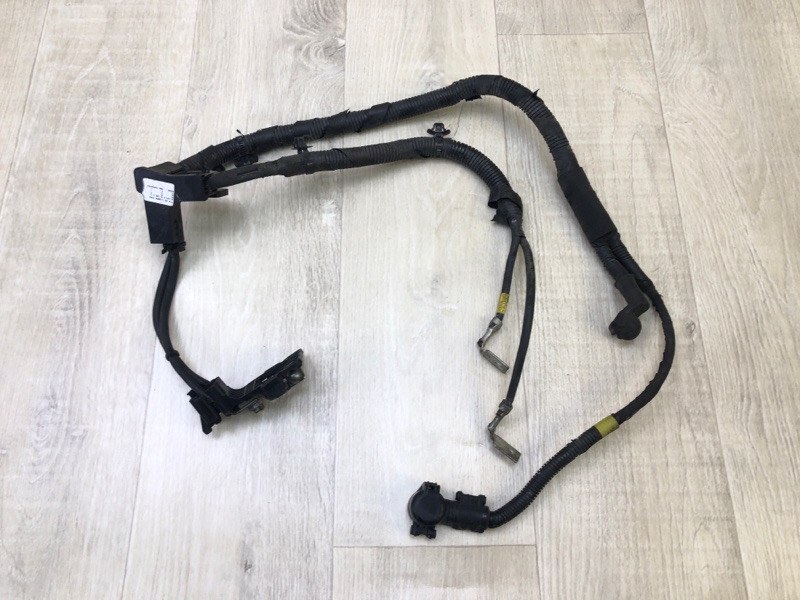 Запчасть клемма аккумулятора HYUNDAI ACCENT RB 10- 2011 ХЭТЧБЭК 1.6 G4FD 91850-1R201 Б/У Клемма аккумулятора HYUNDAI ACCENT RB 10- 2011 ХЭТЧБЭК 1.6 G4FD 91850-1R201 Б/У