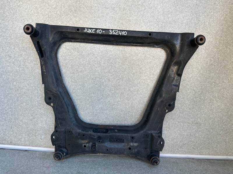 Балка передней подвески NISSAN JUKE 10-19 54400-1KA0A Б/У