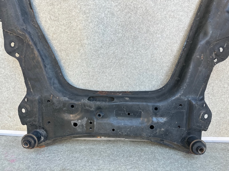 Балка передней подвески NISSAN JUKE 10-19