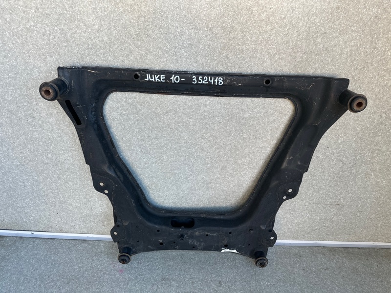 Балка передней подвески JUKE 10-19