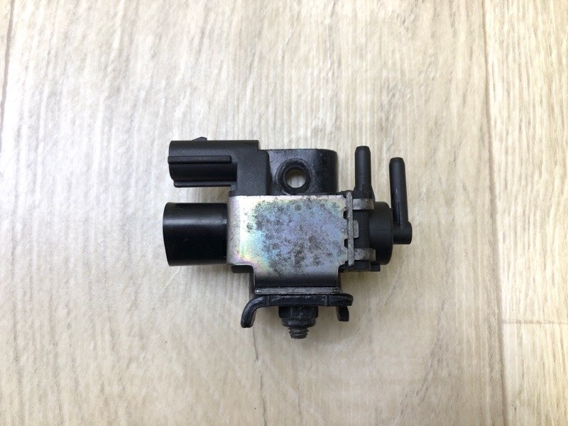 Клапан электромагнитный (вакуумный) HYUNDAI ACCENT RB 10- 2014 1.6 G4FD 28324-2B000 Б/У