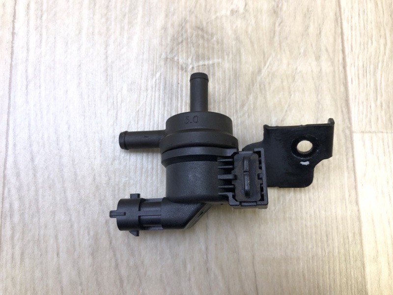 Клапан абсорбера HYUNDAI ACCENT RB 10- 2014 1.6 G4FD 28910-3C200 Б/У