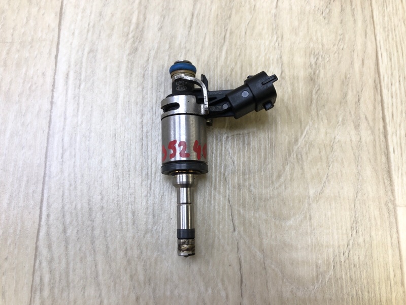 Форсунка топливная HYUNDAI ACCENT RB 10- 2014 1.6 G4FD 35310-2B130 Б/У