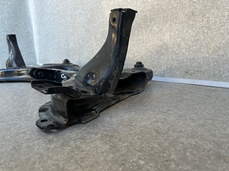 Балка передней подвески QASHQAI/ROGUE SPORT 14-