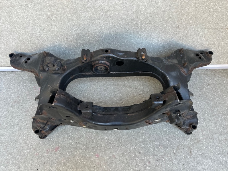 Балка задней подвески X-TRAIL/ROGUE T32 13-20