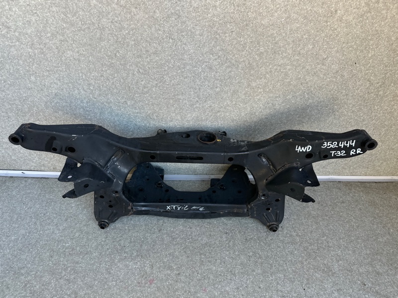 Балка задней подвески X-TRAIL/ROGUE T32 13-20