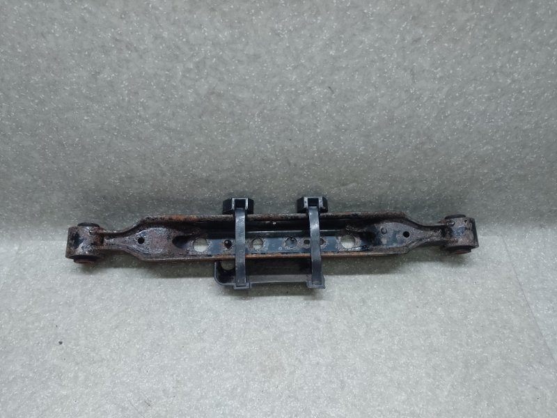 Рычаг задней подвески поперечный нижний правый X-TRAIL/ROGUE T32 13-20 2016 2.5 QR25DE