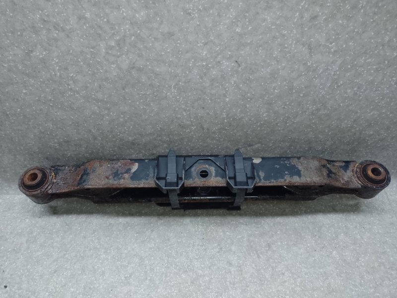 Рычаг задней подвески поперечный нижний правый X-TRAIL/ROGUE T32 13-20 2016 2.5 QR25DE