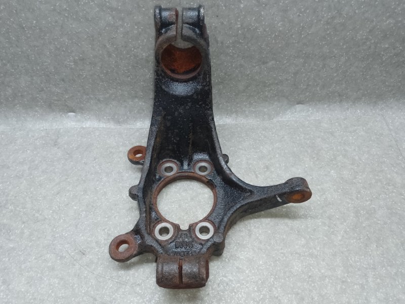 Кулак поворотный правый NISSAN X-TRAIL/ROGUE T32 13-20 2016 2.5 QR25DE 40014-4BA0A Б/У