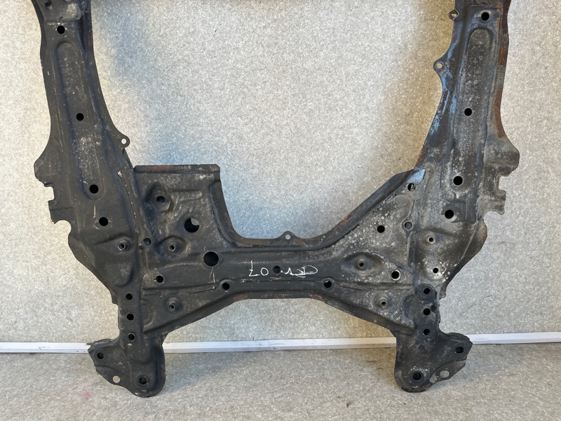 Балка передней подвески CRV 06-12