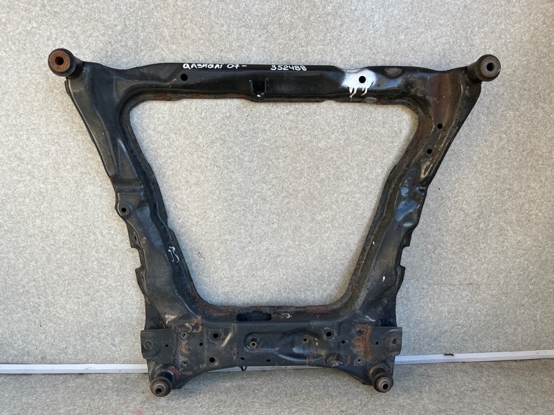 Балка передней подвески NISSAN QASHQAI 07-14 54400-1YA1A Б/У