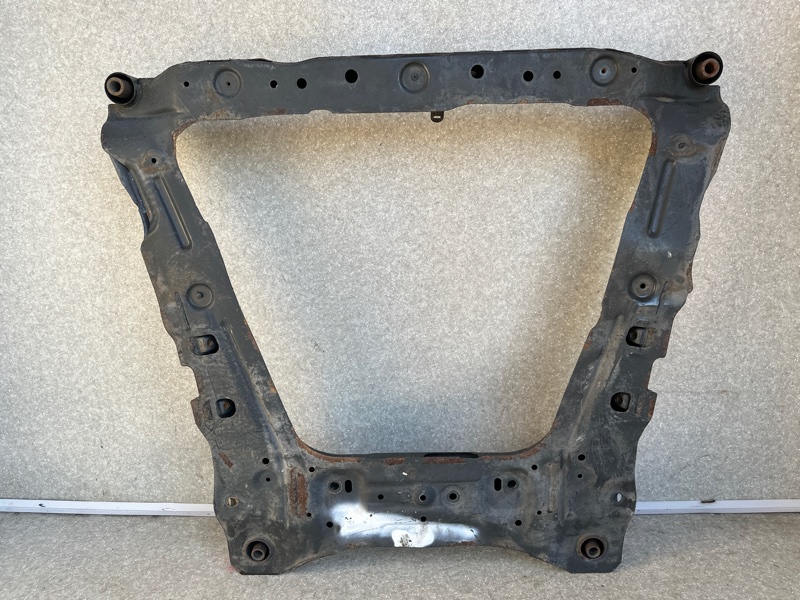 Балка передней подвески QASHQAI 07-14