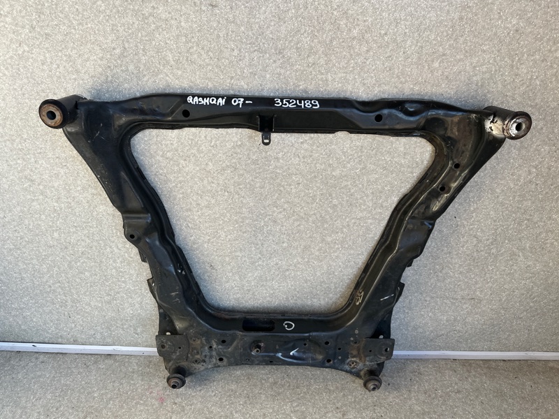 Балка передней подвески QASHQAI 07-14