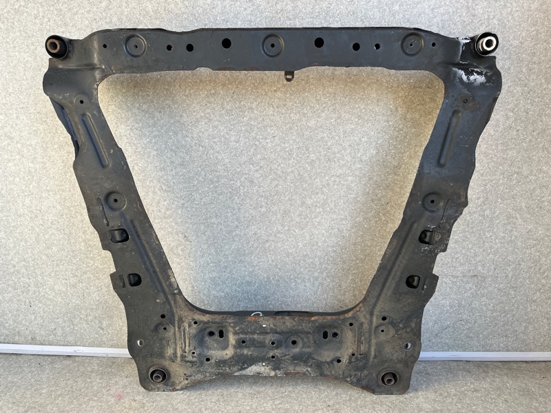 Балка передней подвески QASHQAI 07-14