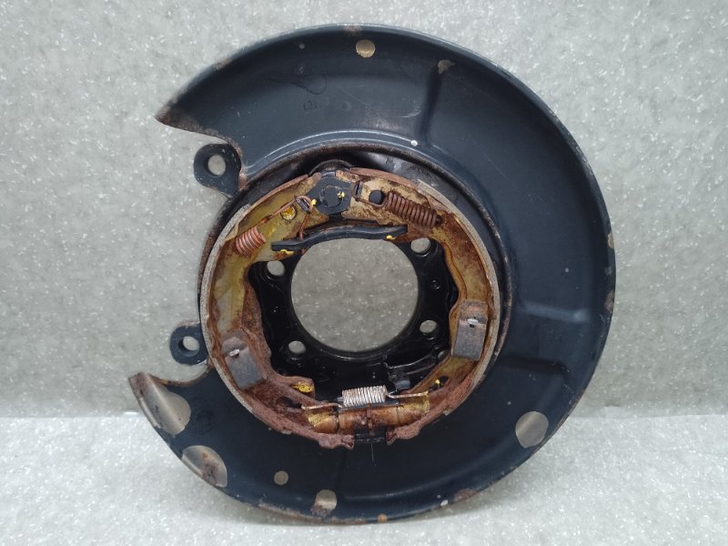 Тормозной механизм задний правый NISSAN X-TRAIL/ROGUE T32 13-20 2016 2.5 QR25DE 44000-4CU1A Б/У