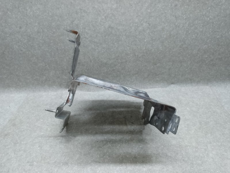 Полка аккумулятора X-TRAIL/ROGUE T32 13-20 2016 2.5 QR25DE