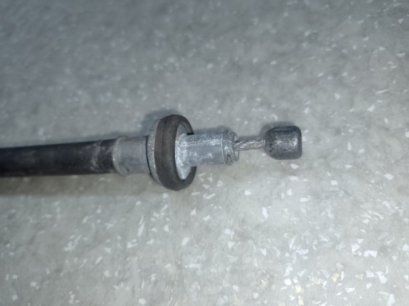 Трос стояночного тормоза правый X-TRAIL/ROGUE T32 13-20 2016 2.5 QR25DE